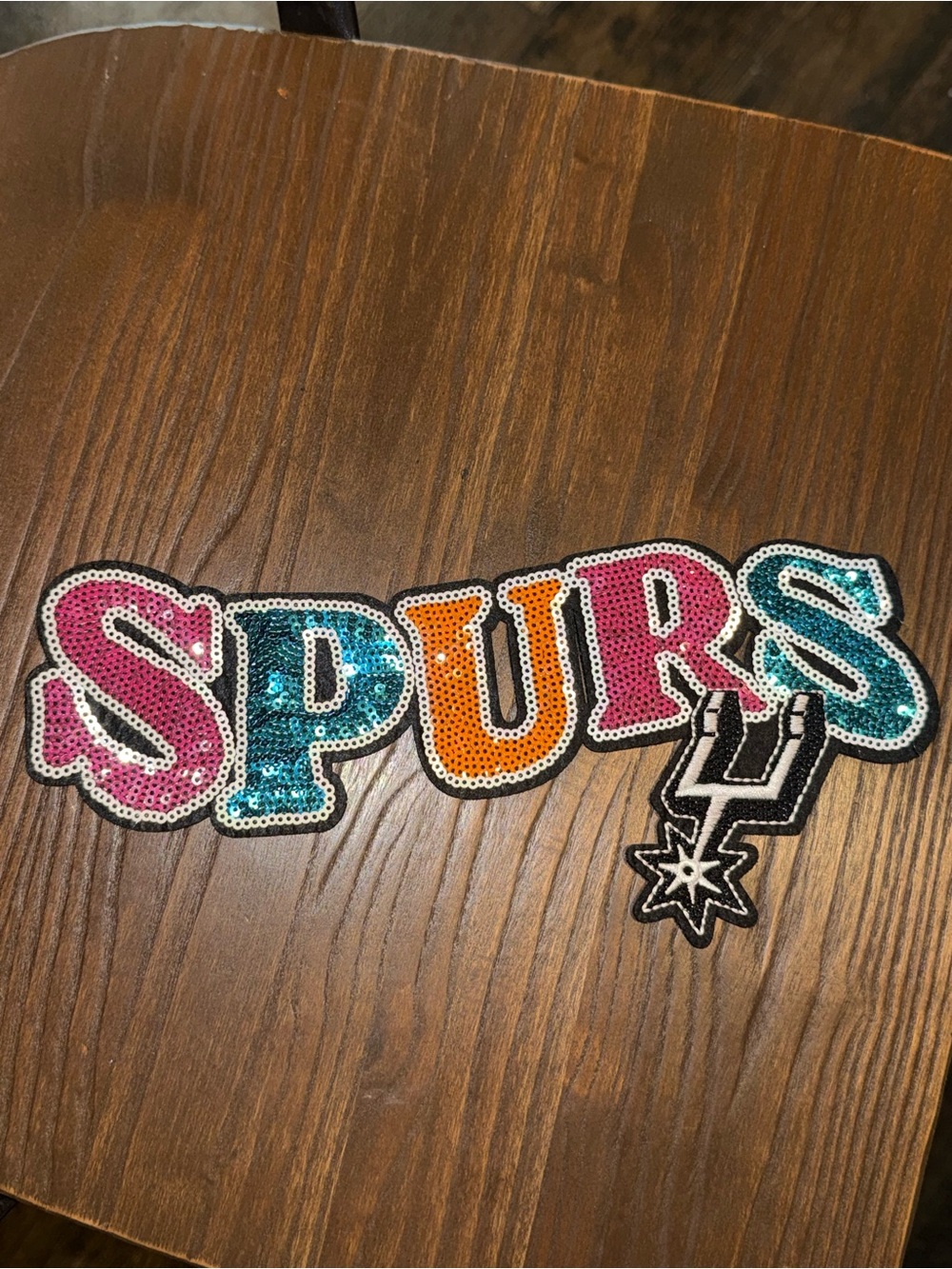 Sequin 'SPURS' Patch with Team Logo - Multicolor